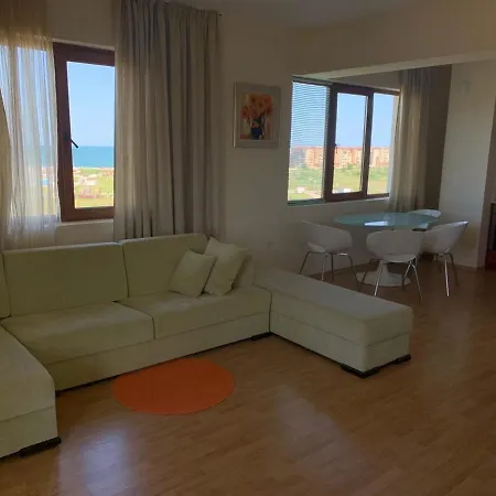 Sunny Holiday Apartament Obzor
