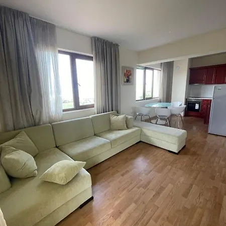 Sunny Holiday Apartament *